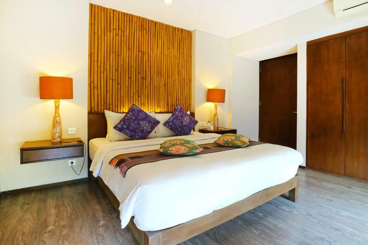 Tigadis Villa Ungasan  Indonesia