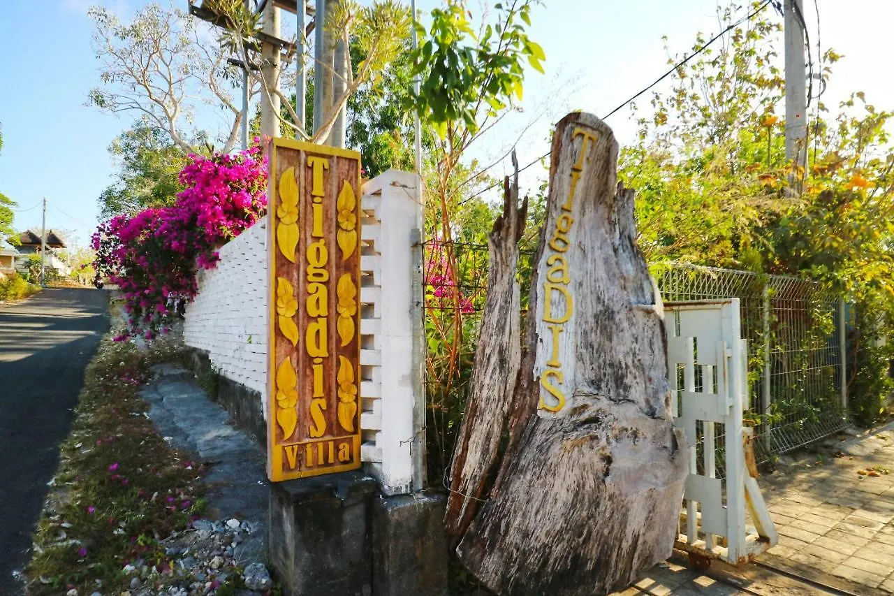 Tigadis Villa Ungasan   Ungasan (Bali)